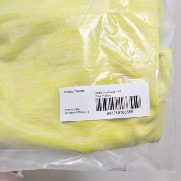 NWT Outdoor Voices Flow 7" Biker Short XS Bright Charteuse High Waisted - Picture 6 of 8